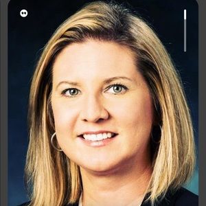 Meet your Posher, Courtney